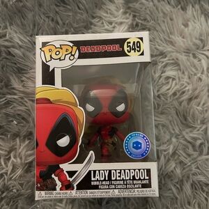 Funko Pop Lady Deadpool Red and Black Figure
